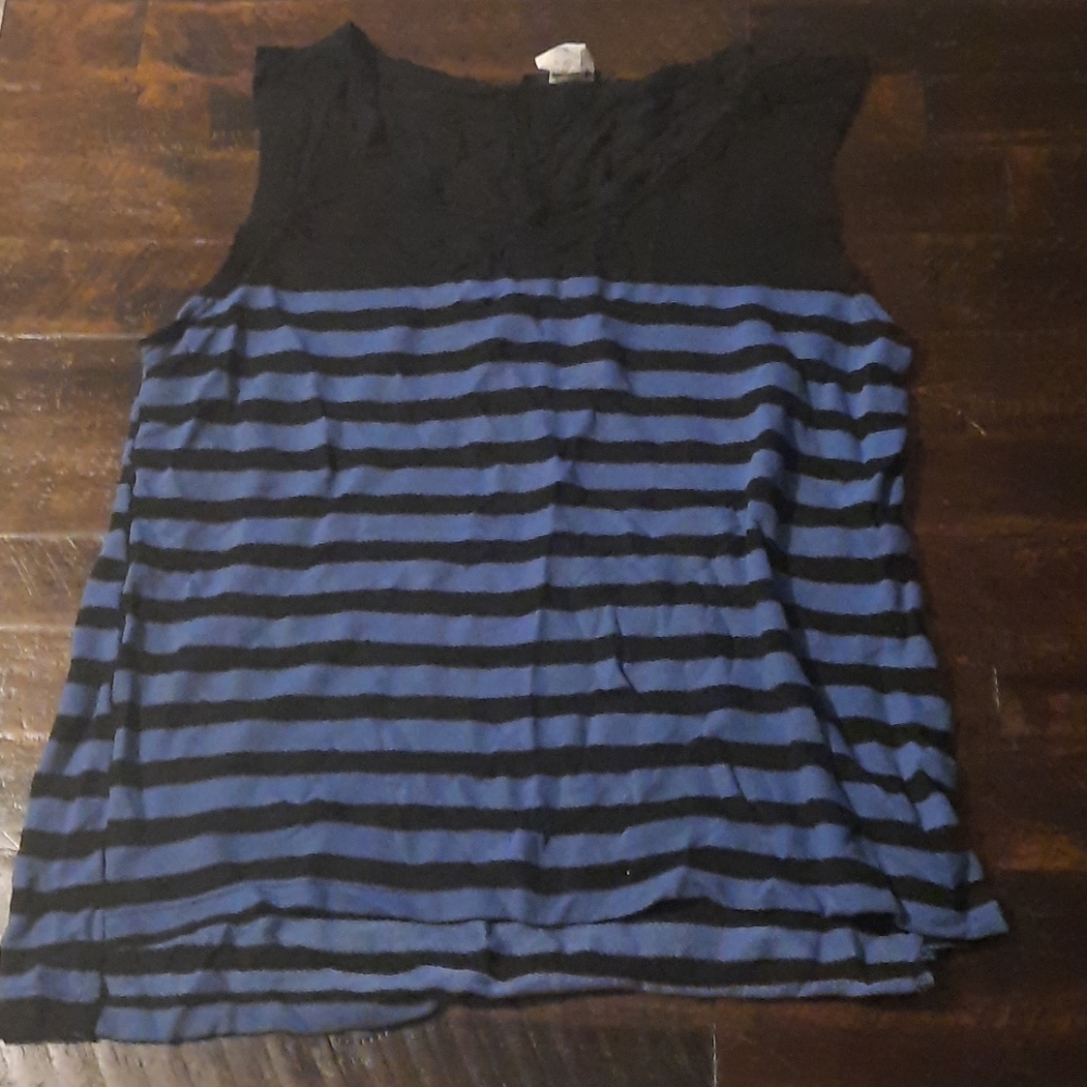 Tank top‎